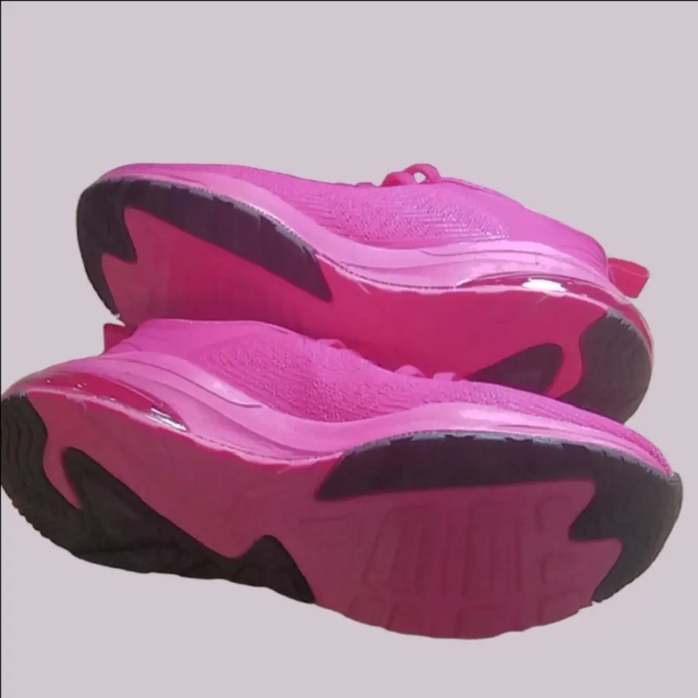 Avia lightweight athletic